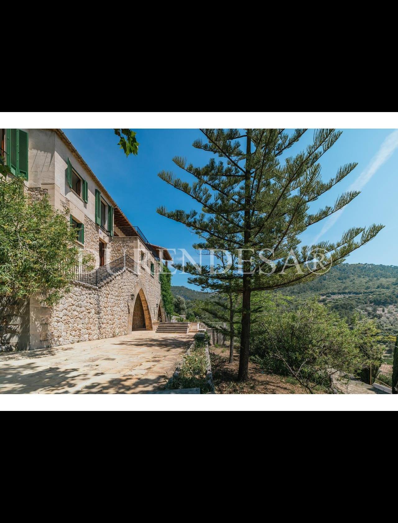 Casa en venta en Valldemossa con espectaculares vistas